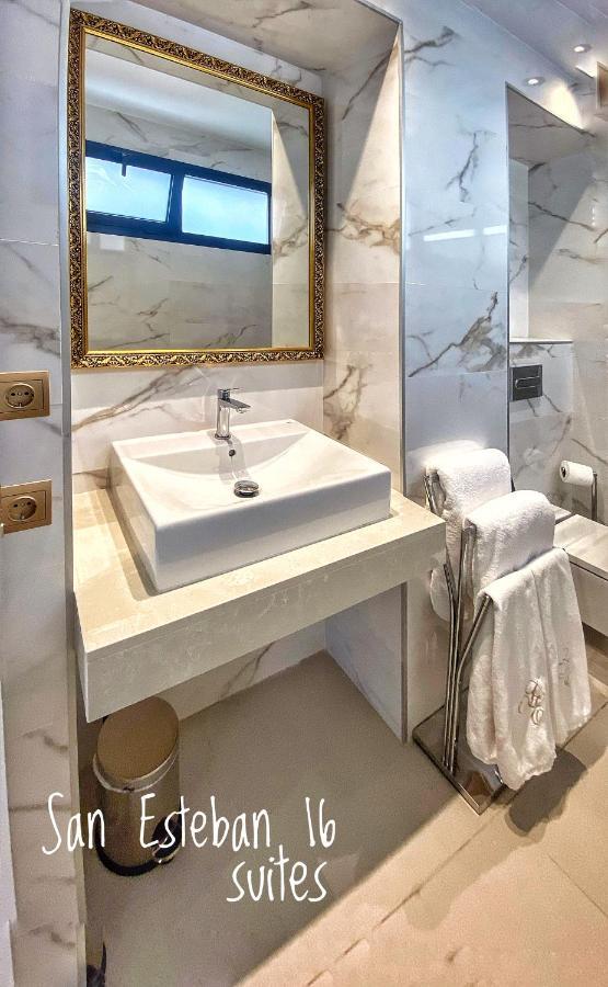 Suites San Esteban 16 Principe Севиля Екстериор снимка