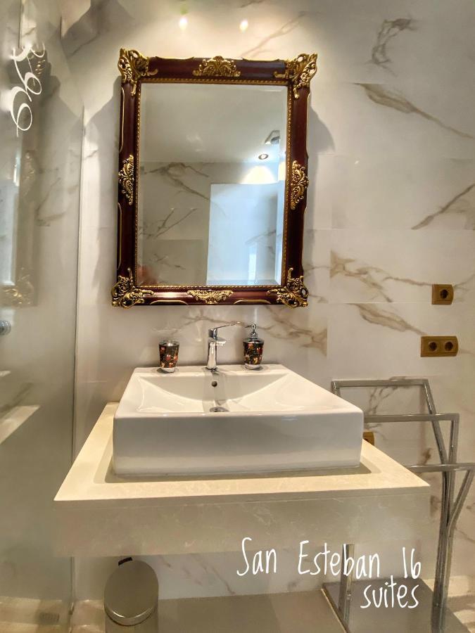 Suites San Esteban 16 Principe Севиля Екстериор снимка